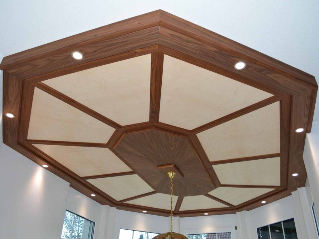 Wooddesign_Holzdesign_Decke_Massivholdecke_Holzfüllungen-LED-Beleuchtung (5)