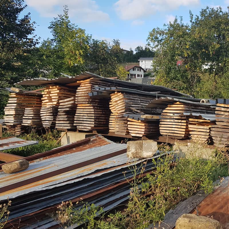 Wooddesign;Holzlager;Holz aus dem Sensebezirk; Massivholzmöbel;Massivholz;Holzdesign (13) (1)