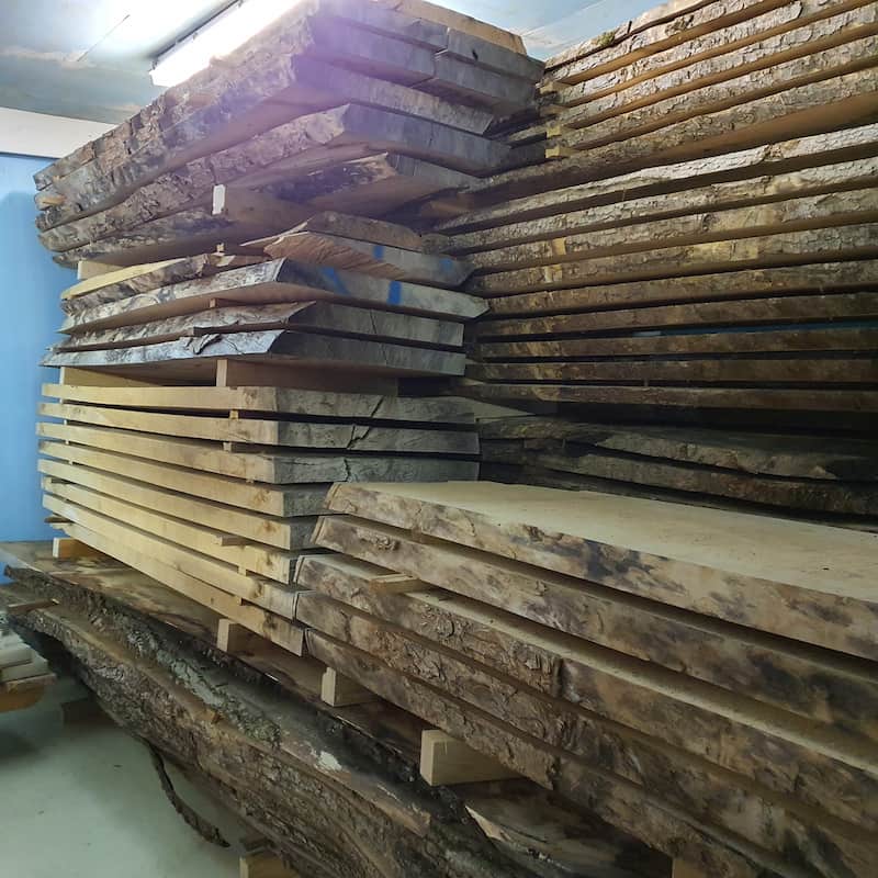 Wooddesign;Holzlager;Holz aus dem Sensebezirk; Massivholzmöbel;Massivholz;Holzdesign (22) (1)